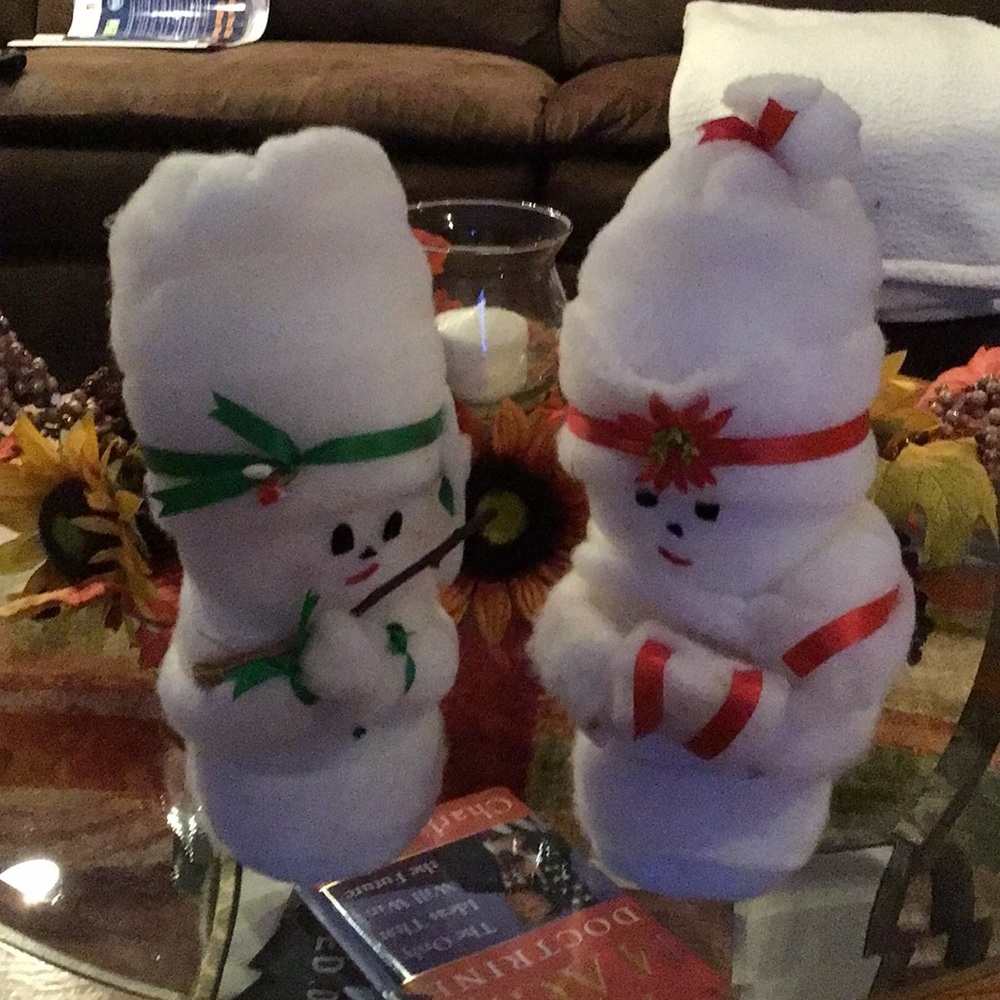 Pair of decorative snowmen
